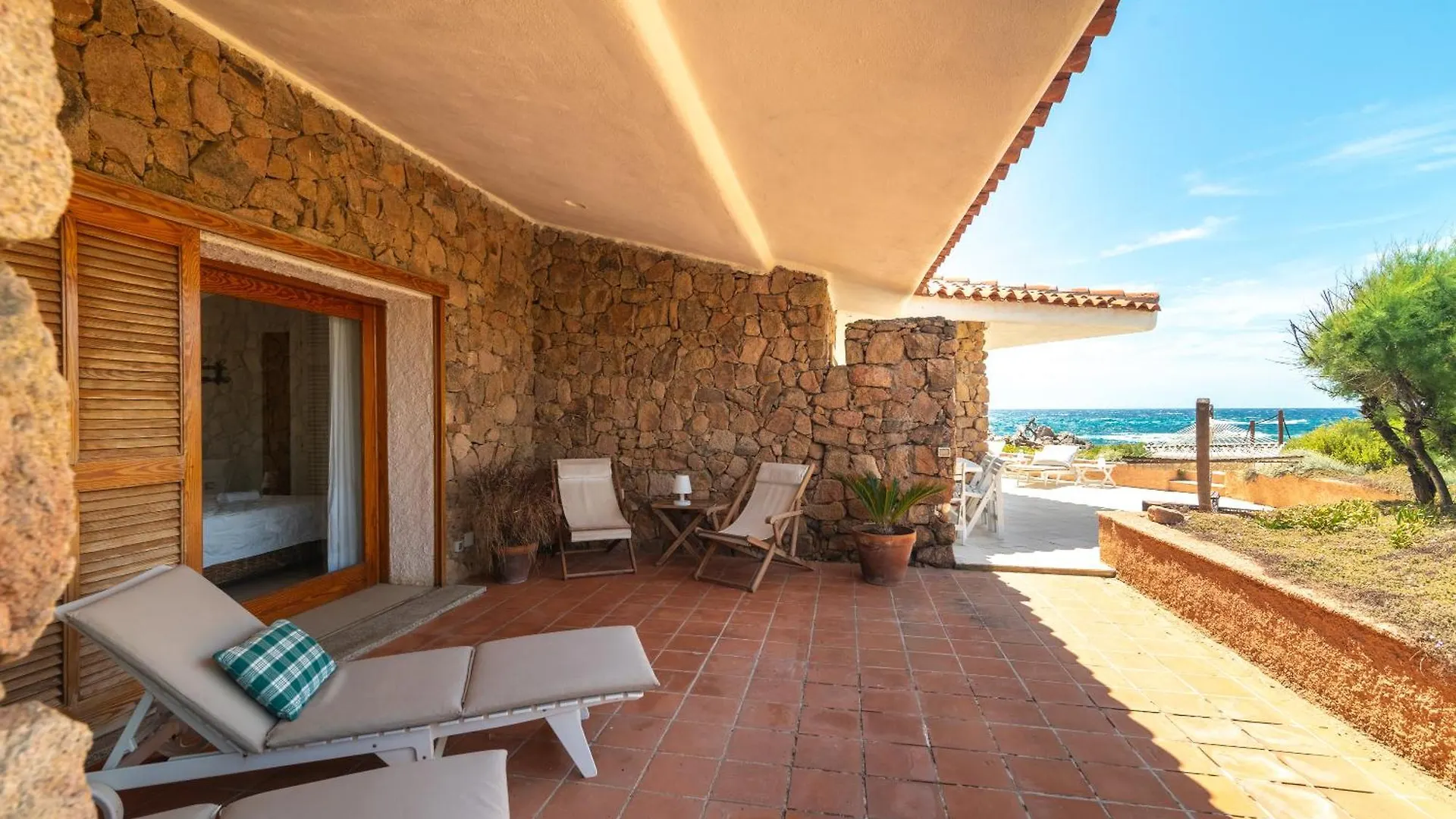 Villa Gabbiani Vignola Mare